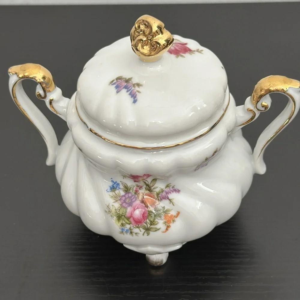 Lefton Porcelain Hand Painted Footed Sugar Bowl NE 3476